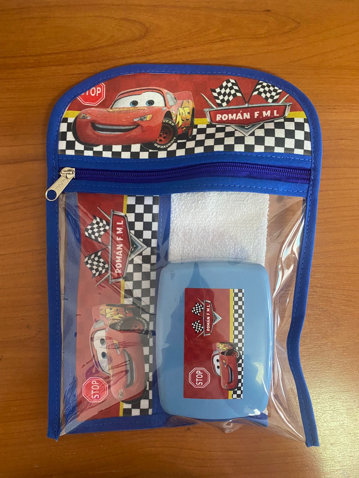 Set de Higiene Sobre Cristal - Image 3