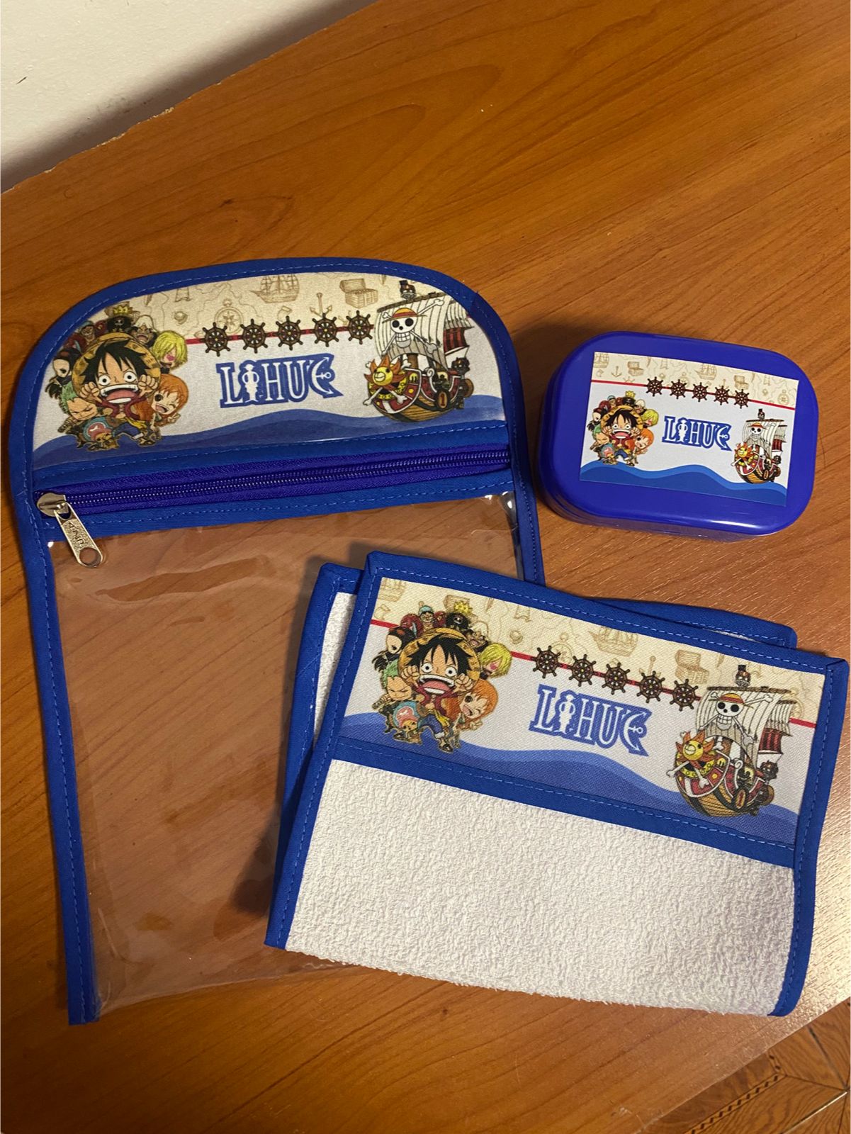 Set de Higiene Sobre Cristal - Image 2